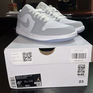 Women’s Nike Air Jordan 1 Low White and Gray Sneakers 6.5